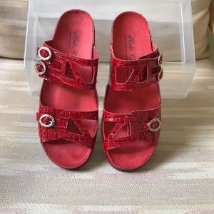 Women’s Red Sandals